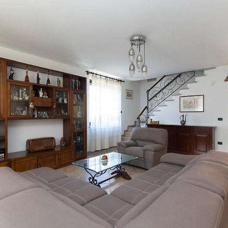 Villa Anna Монкалиери Екстериор снимка