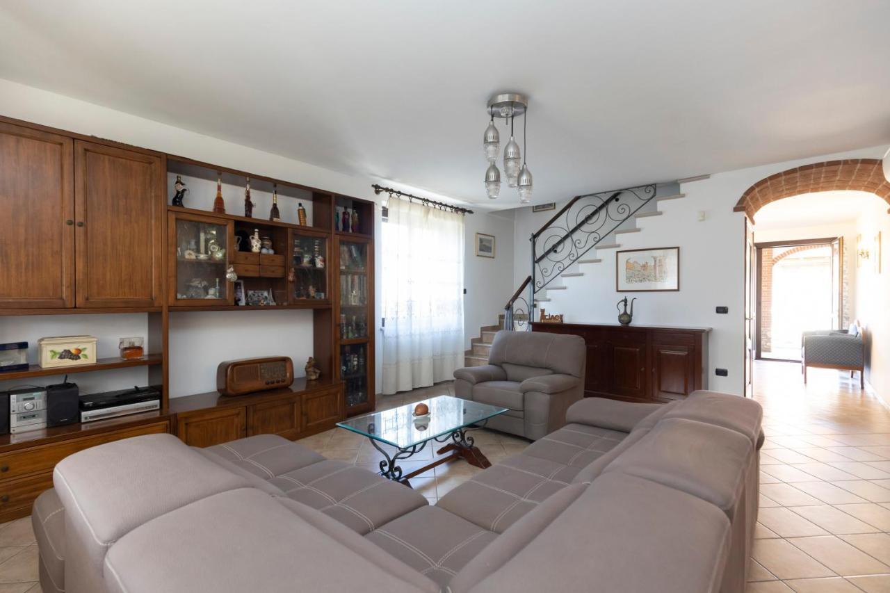 Villa Anna Монкалиери Екстериор снимка