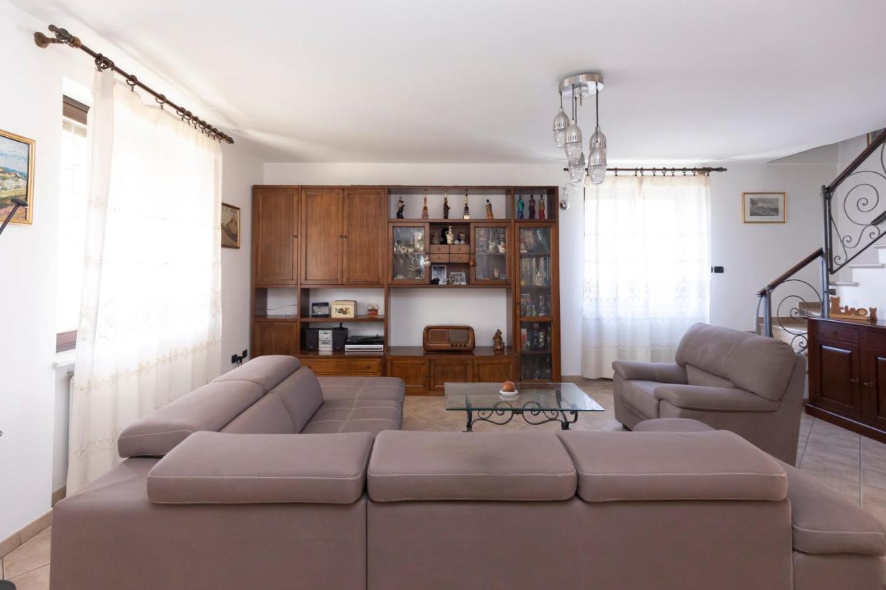 Villa Anna Монкалиери Екстериор снимка